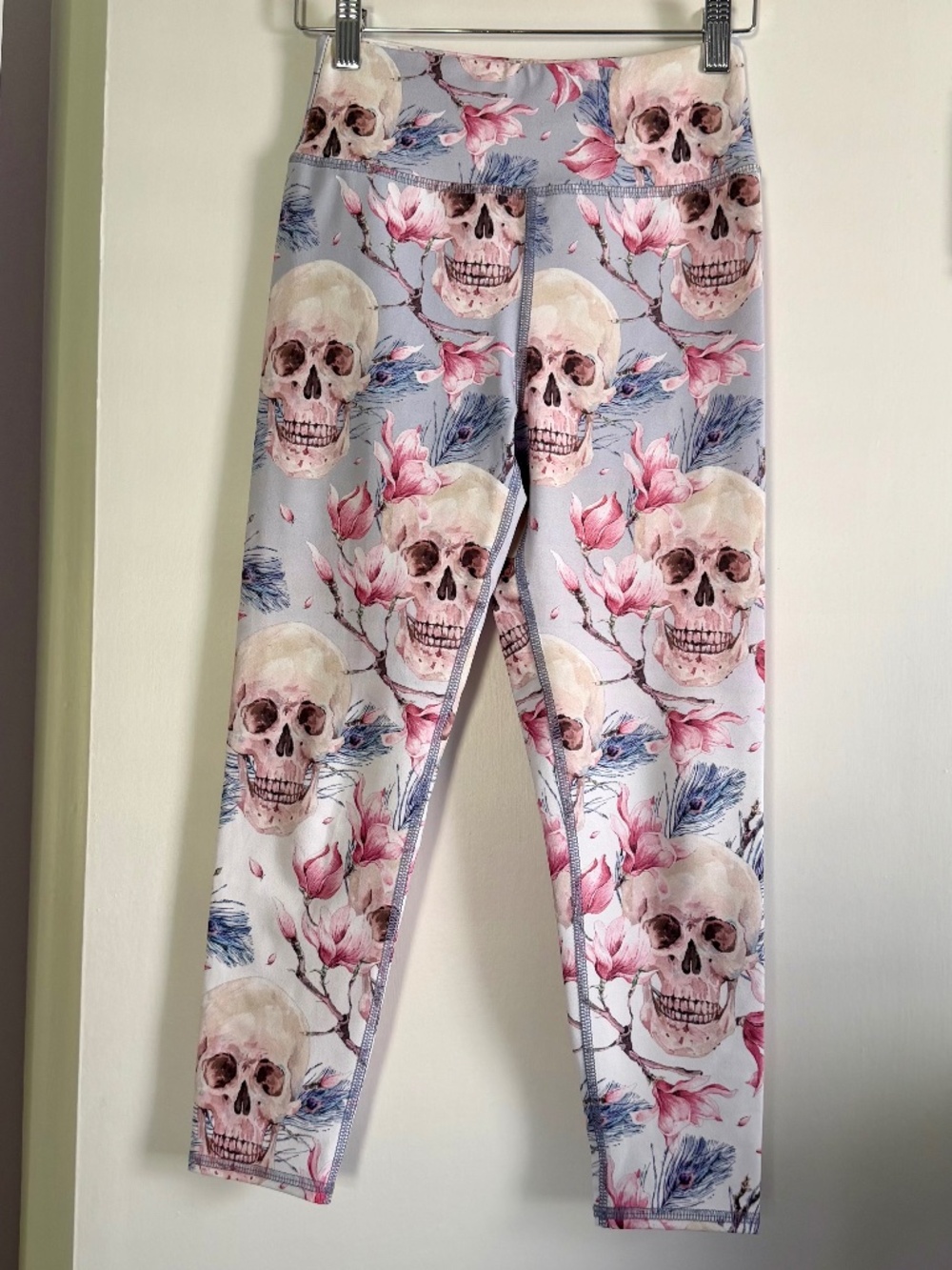 Evolution And Creation Skull Peacock Feathers Magnolias Yoga Pant S